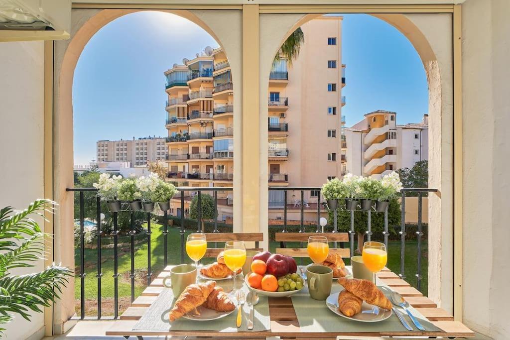 Erisa I Apartament La Carihuela 100 Mts Beach Torremolinos Exterior photo